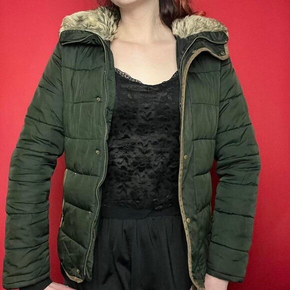 Old navy / Dark green y2k winter jacket with fur trim ๐๐คโโโโ - Picture 2 of 7